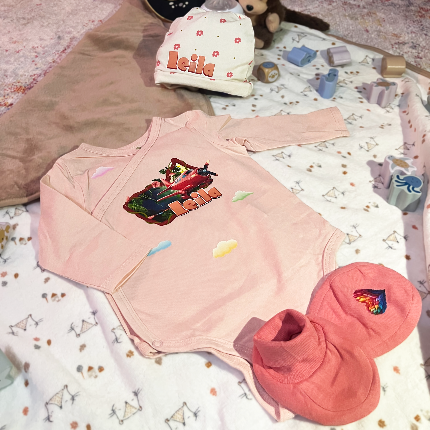 Ensemble Naissance Personnalisé – Body, Bonnet et Chaussettes | Thème Jungle avec Prénom Bébé